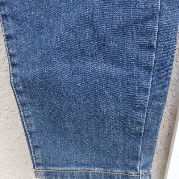 Universal Thread Short Jeans - Picture 4 of 9